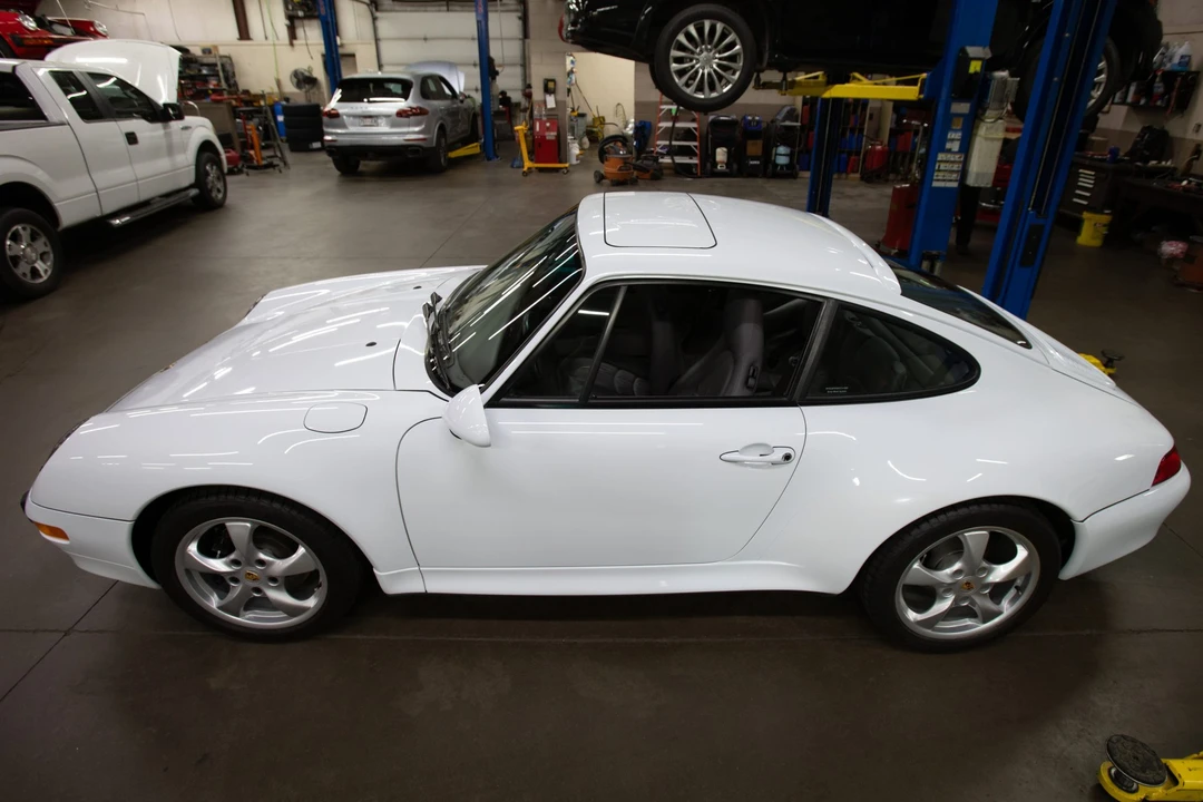 1998 Porsche 993 Carrera S - Image 26 of 31