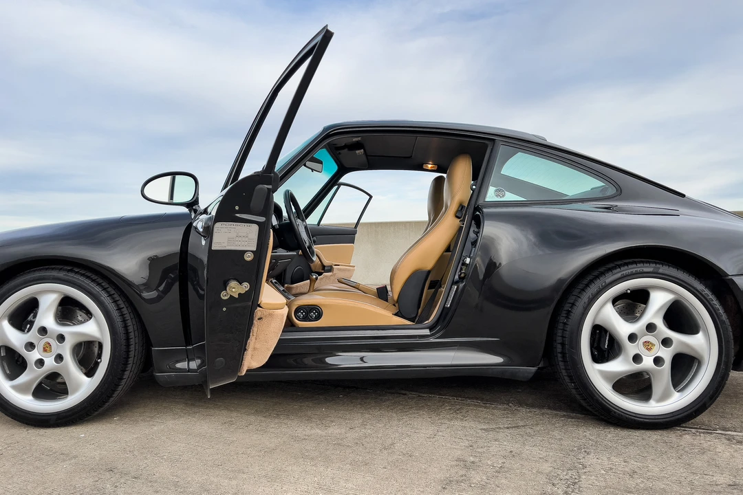 1998 Porsche 993 Carrera - Image 23 of 31
