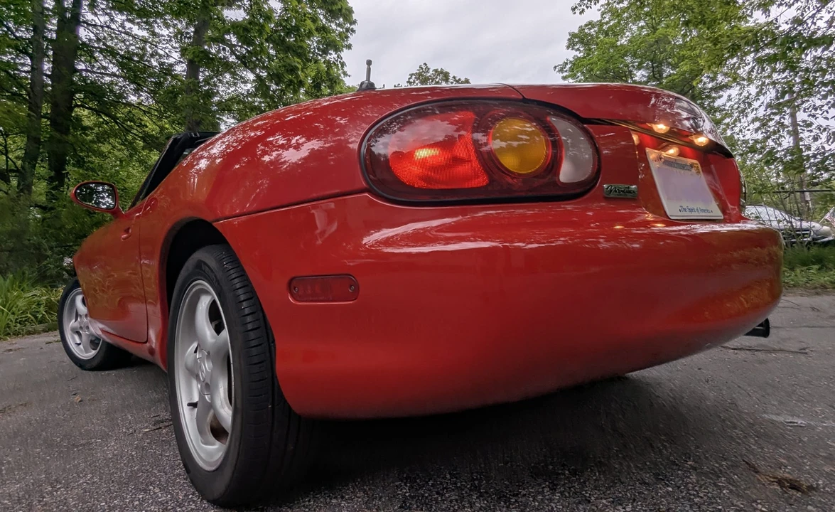 1999 Mazda NB MX-5 Miata - Image 24 of 31