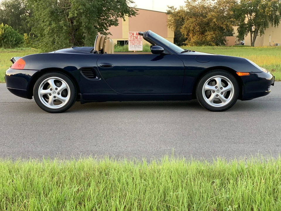 1999 Porsche 986 Boxster - Image 14 of 31