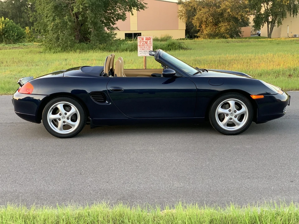 1999 Porsche 986 Boxster - Image 13 of 31