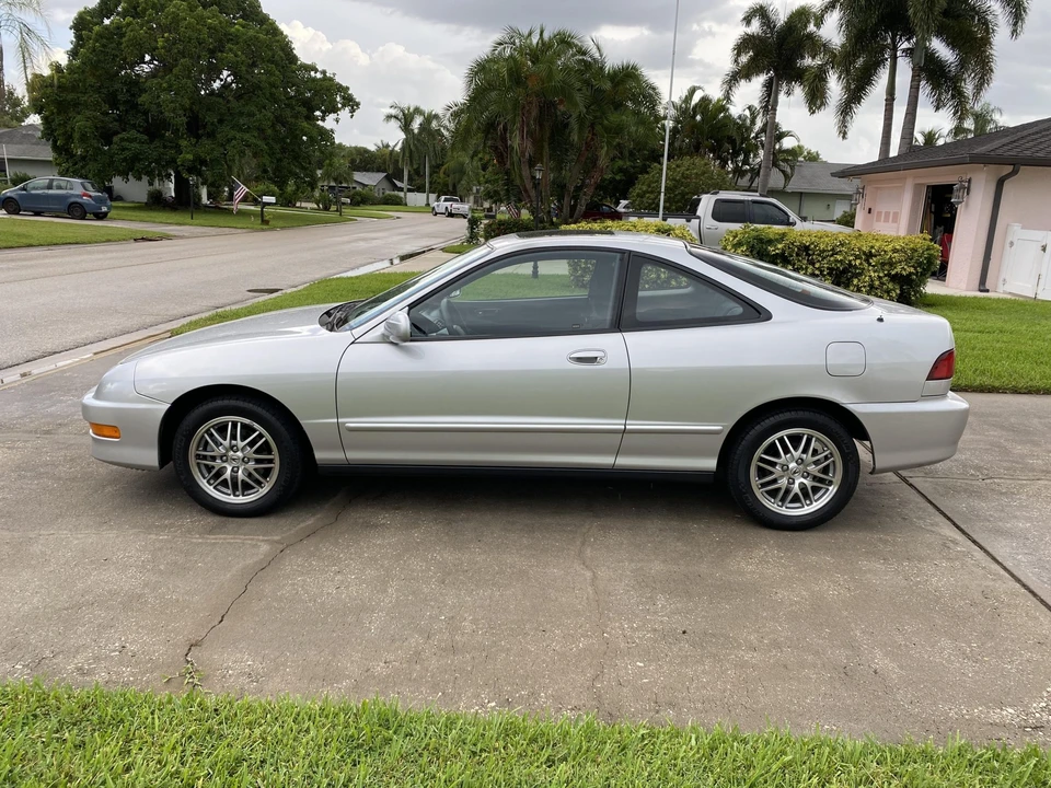 2000 Acura Integra 3rd Gen - Image 3 of 31