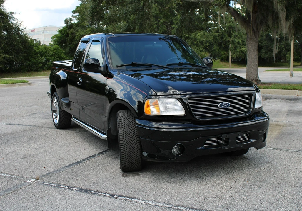 2000 Ford F-150 10th Gen - Image 3 of 31