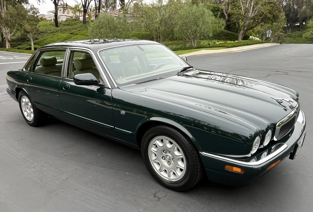2000 Jaguar X308 XJ - Image 8 of 31
