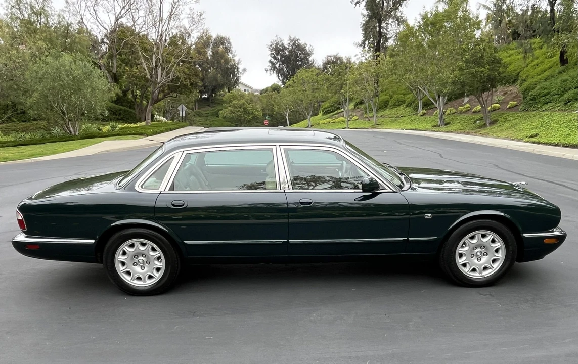 2000 Jaguar X308 XJ - Image 10 of 31