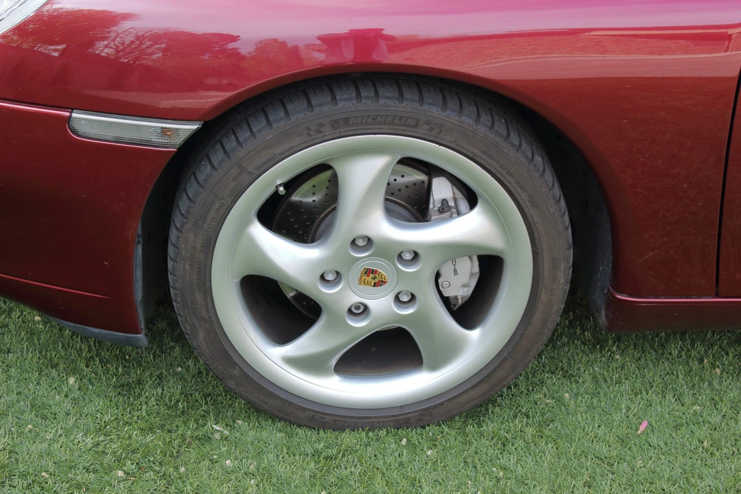 2000 Porsche 996 Carrera - Image 20 of 31