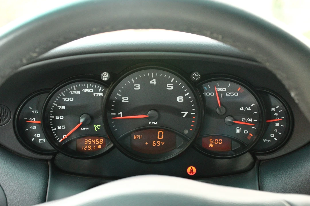 2000 Porsche 996 Carrera - Image 31 of 31