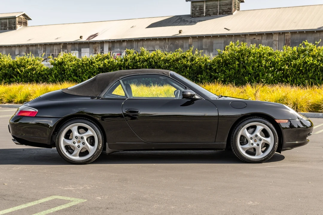 2000 Porsche 996 Carrera - Image 12 of 31