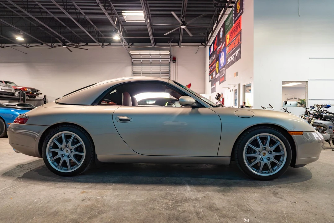 2000 Porsche 996 Carrera - Image 21 of 31