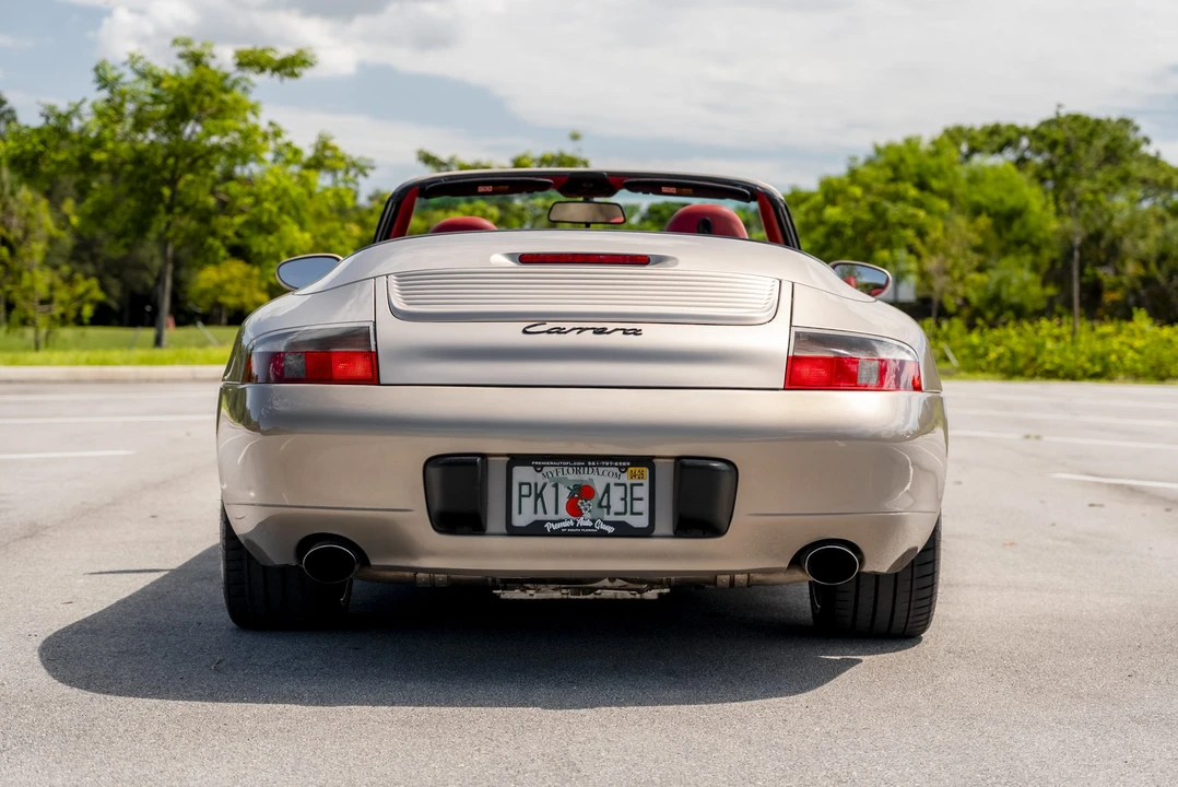 2000 Porsche 996 Carrera - Image 14 of 31