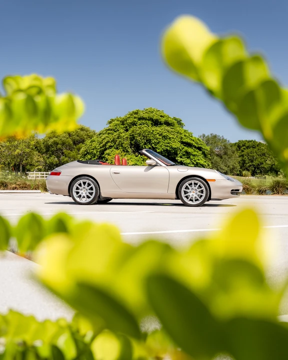 2000 Porsche 996 Carrera - Image 10 of 31