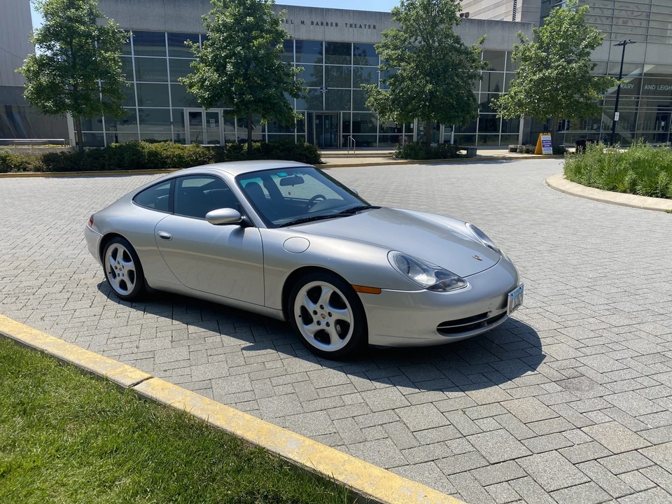2000 Porsche 996 Carrera - Image 28 of 31