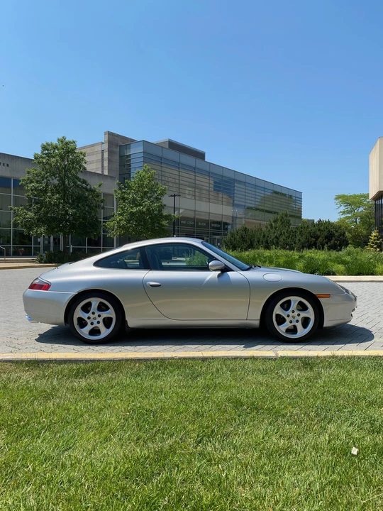 2000 Porsche 996 Carrera - Image 26 of 31