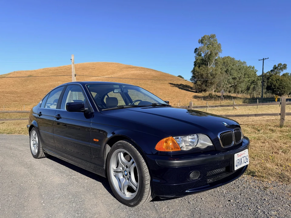 2001 BMW E46 330i & 330Ci - Image 11 of 31