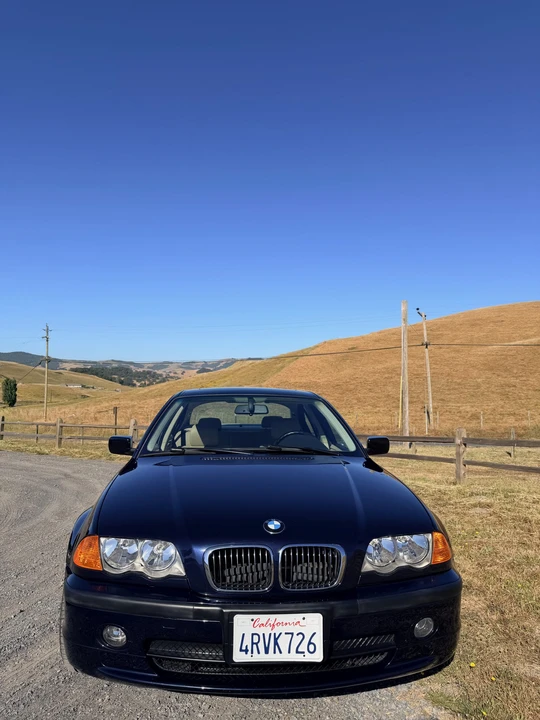 2001 BMW E46 330i & 330Ci - Image 8 of 31