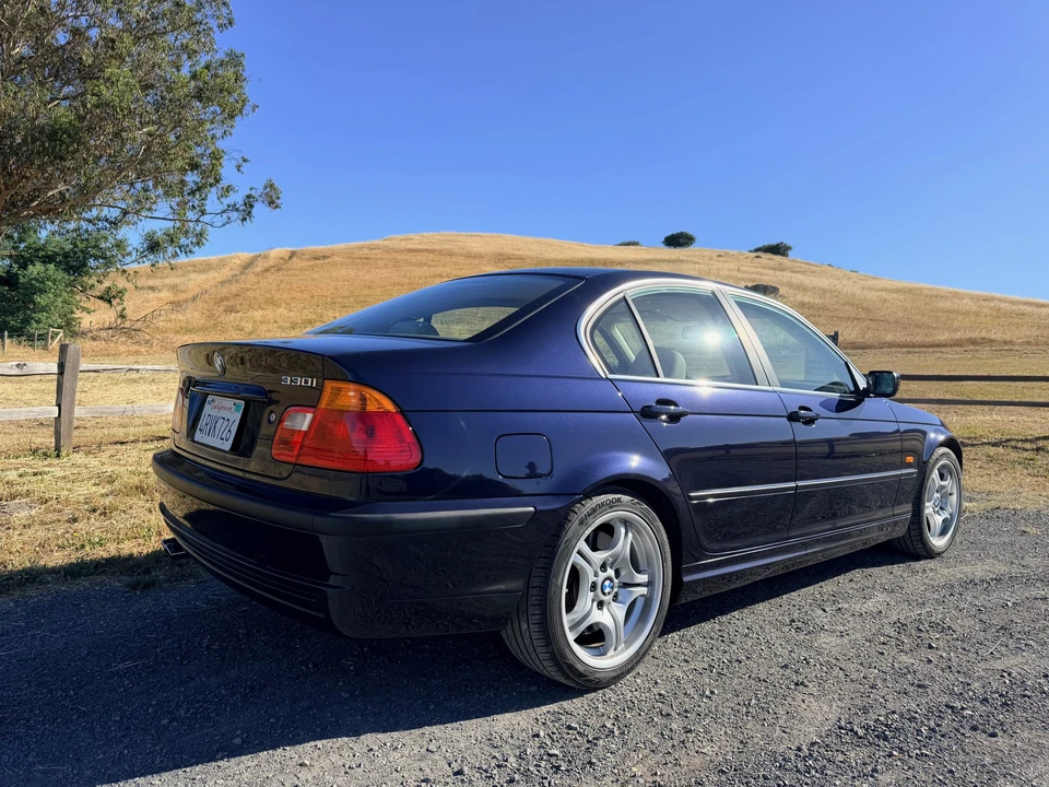 2001 BMW E46 330i & 330Ci - Image 15 of 31