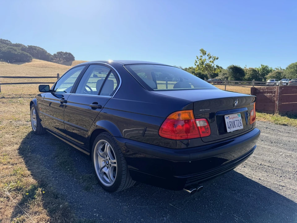 2001 BMW E46 330i & 330Ci - Image 21 of 31