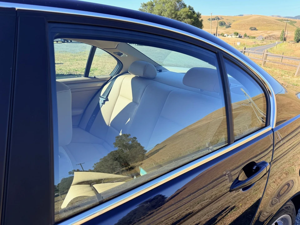 2001 BMW E46 330i & 330Ci - Image 29 of 31
