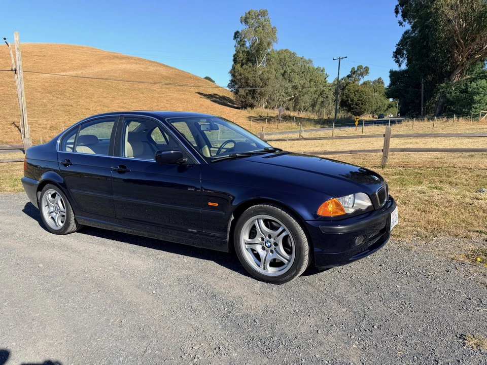 2001 BMW E46 330i & 330Ci - Image 13 of 31