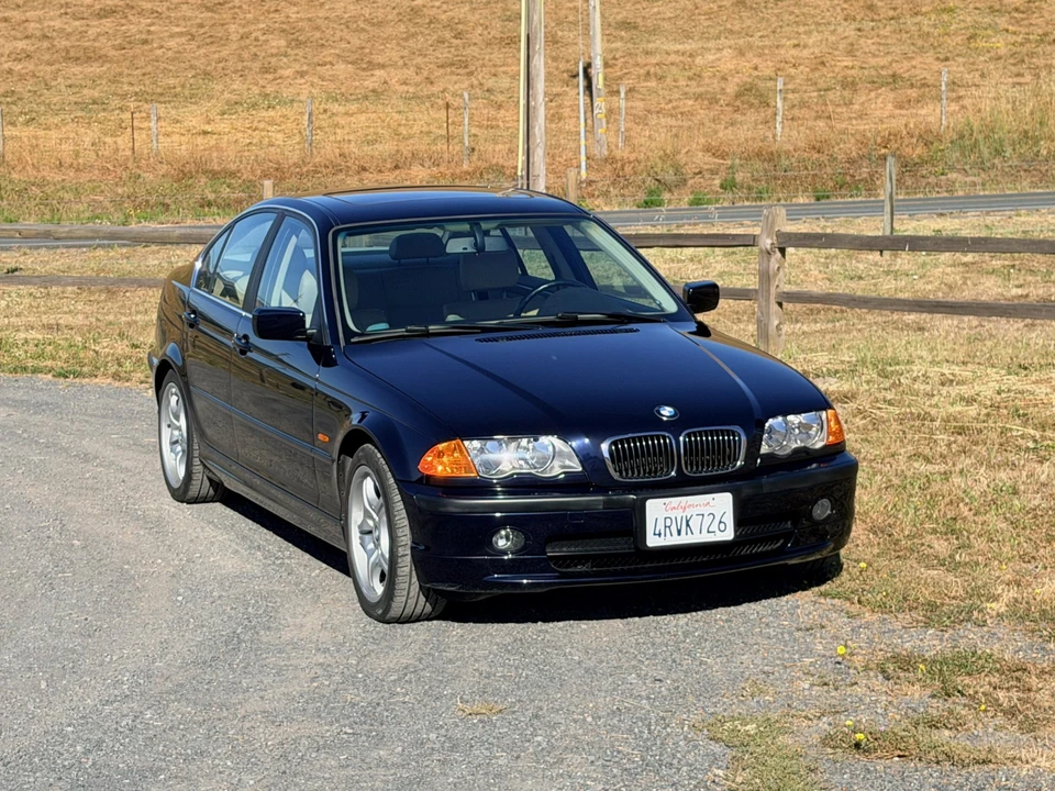 2001 BMW E46 330i & 330Ci - Image 10 of 31