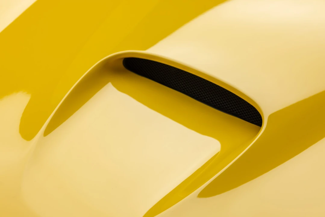 2001 Ferrari 550 Maranello - Image 28 of 31