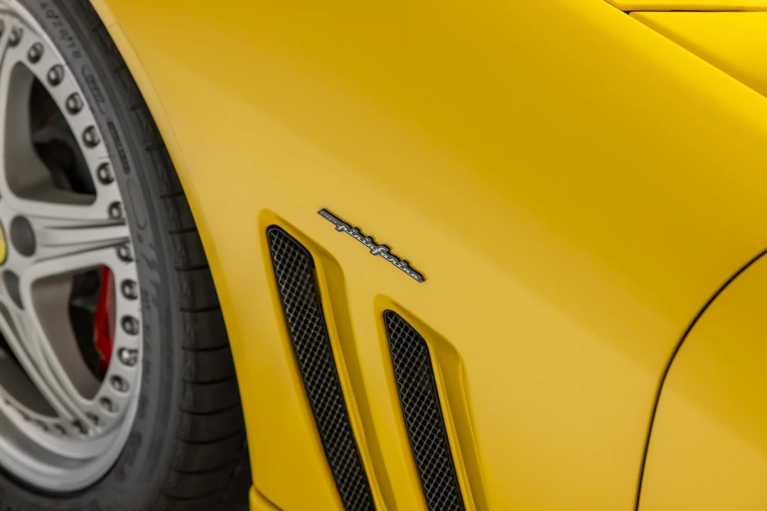 2001 Ferrari 550 Maranello - Image 29 of 31