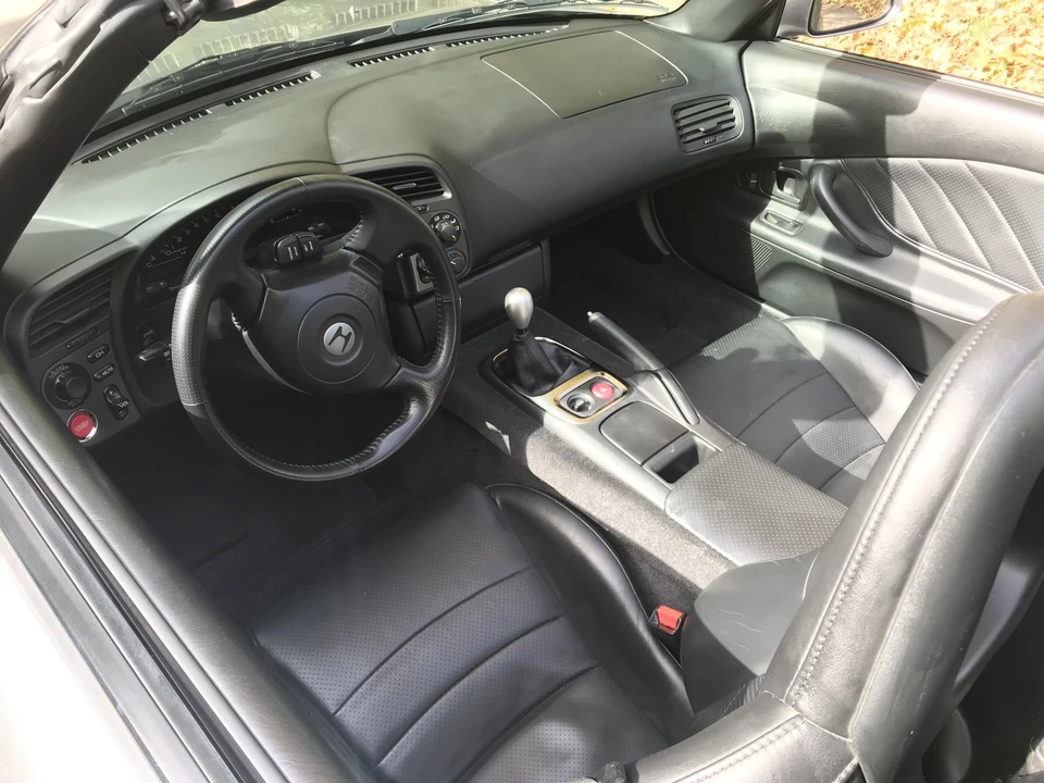 2001 Honda AP1 S2000 - Image 13 of 31