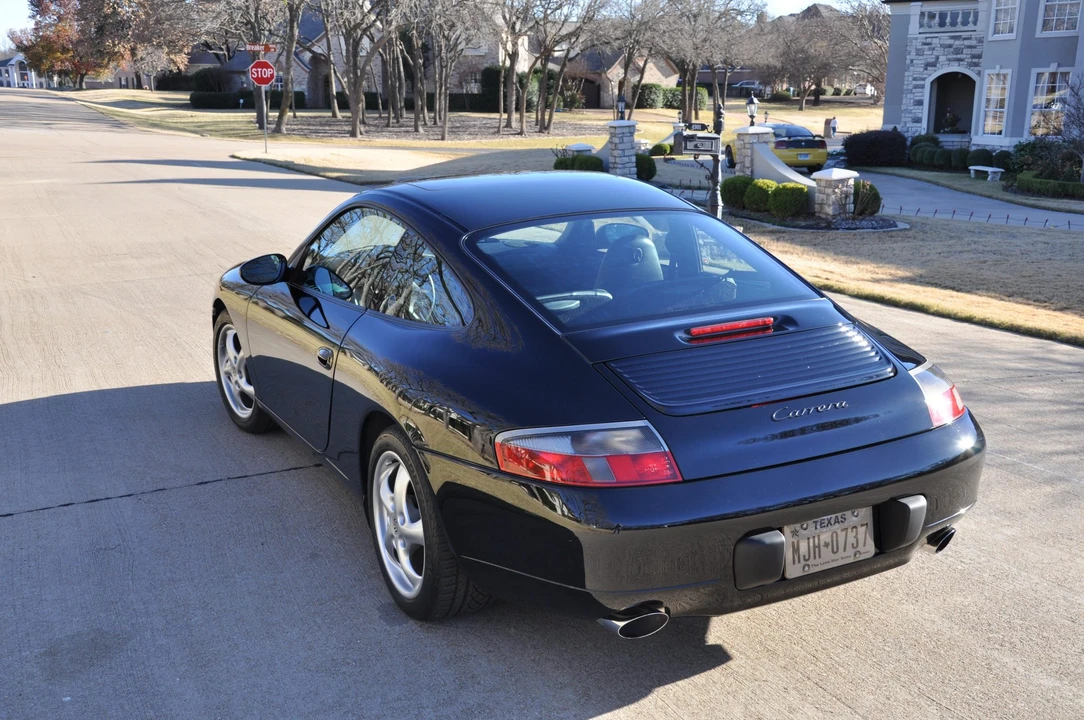 2001 Porsche 996 Carrera - Image 6 of 31