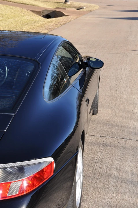 2001 Porsche 996 Carrera - Image 23 of 31
