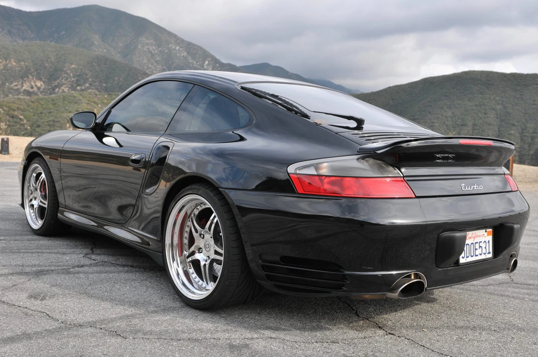 2001 Porsche 996 Turbo - Image 8 of 31