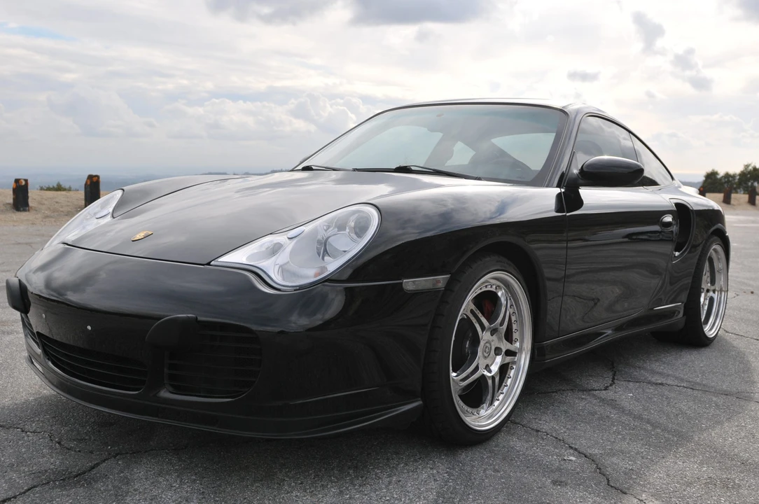 2001 Porsche 996 Turbo - Image 2 of 31