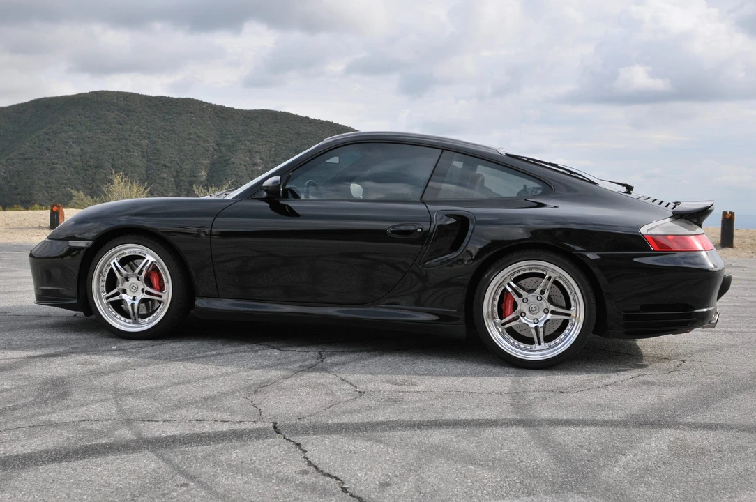 2001 Porsche 996 Turbo - Image 9 of 31