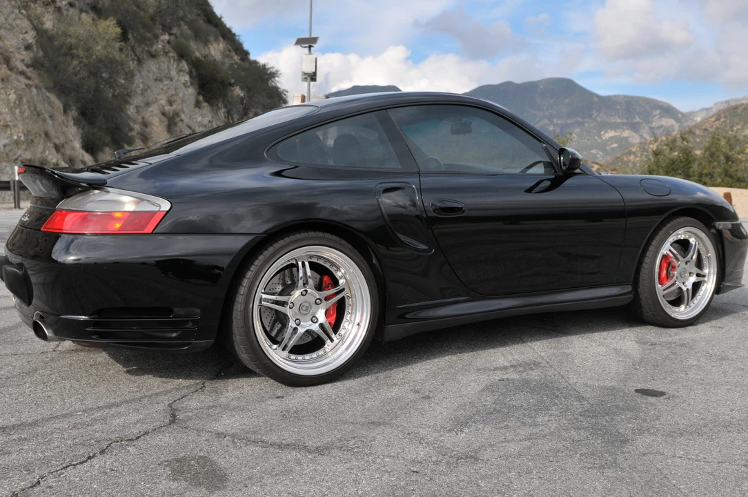 2001 Porsche 996 Turbo - Image 5 of 31