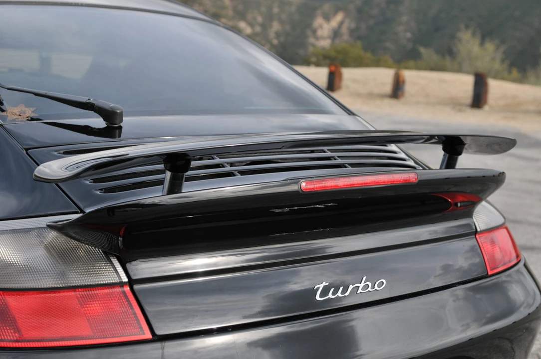 2001 Porsche 996 Turbo - Image 11 of 31
