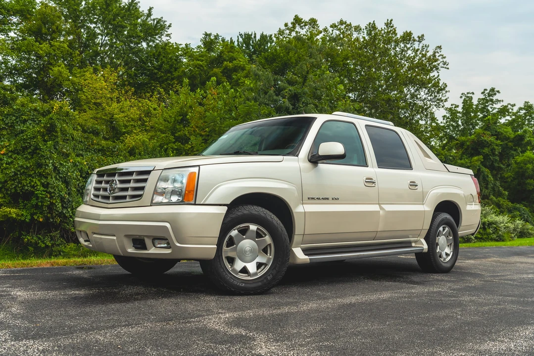 2002 Cadillac Escalade & EXT 2nd Gen - Image 5 of 31