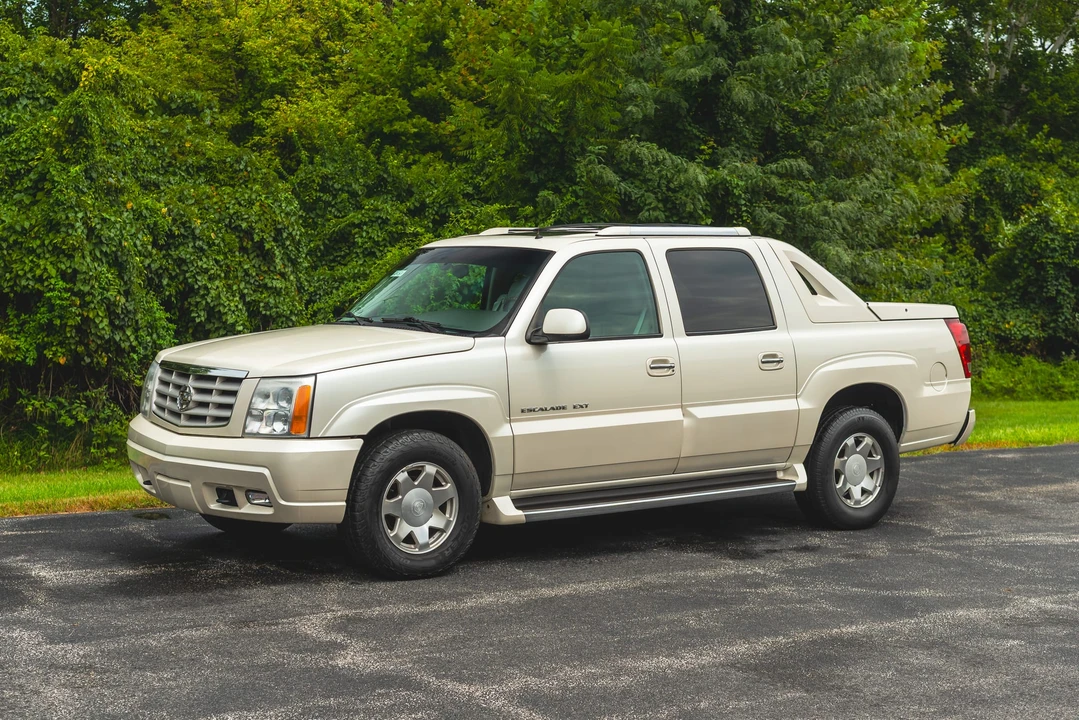 2002 Cadillac Escalade & EXT 2nd Gen - Image 8 of 31