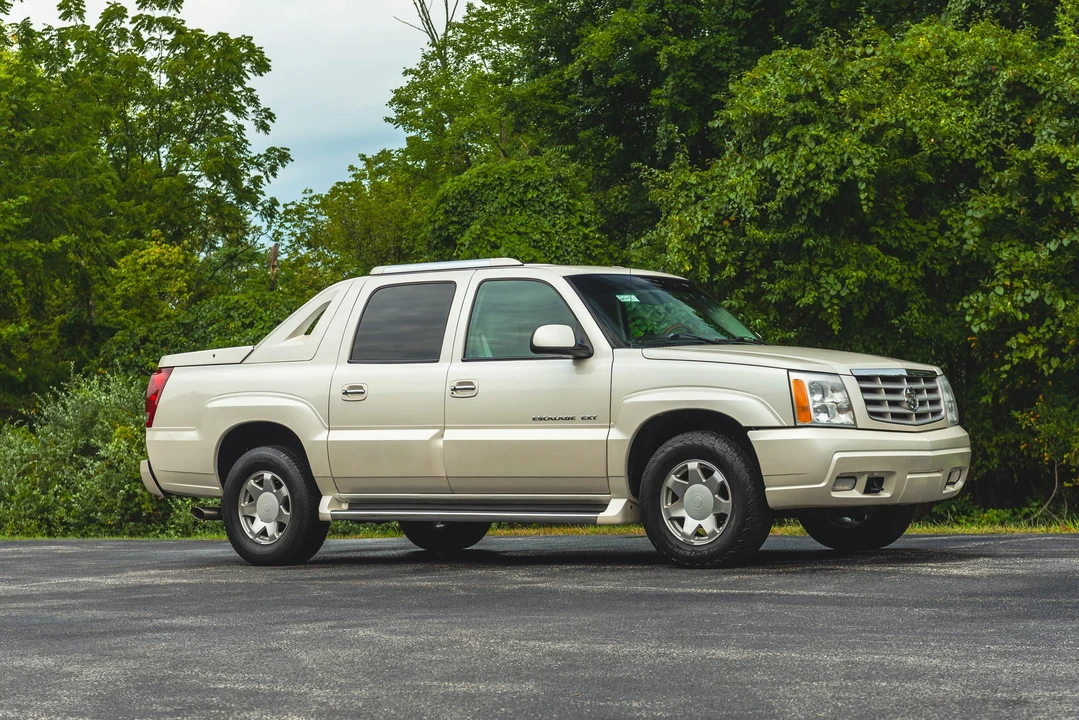 2002 Cadillac Escalade & EXT 2nd Gen - Image 23 of 31