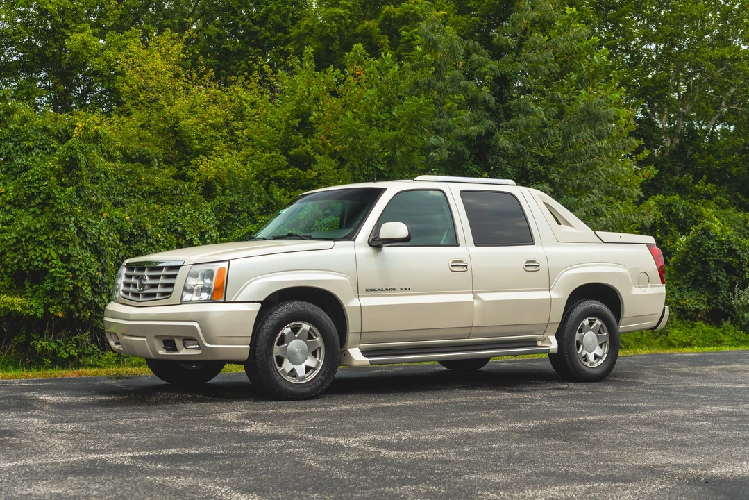 2002 Cadillac Escalade & EXT 2nd Gen - Image 9 of 31