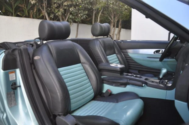 2002 Ford Thunderbird 10th Gen - Image 4 of 7