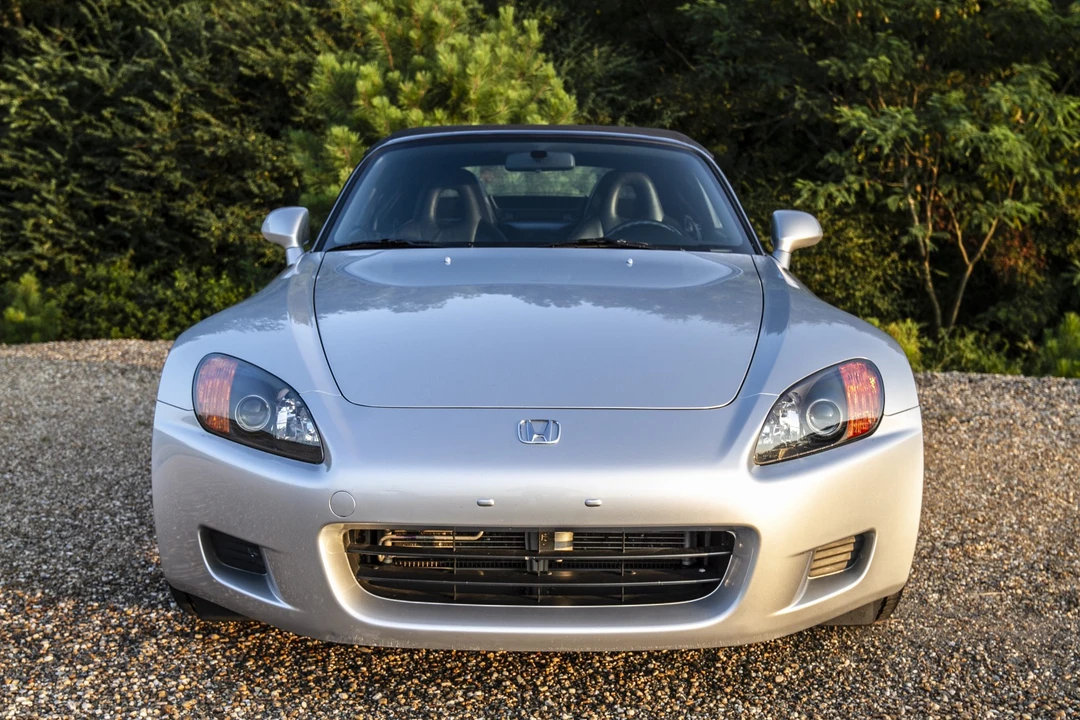 2002 Honda AP1 S2000 - Image 2 of 31