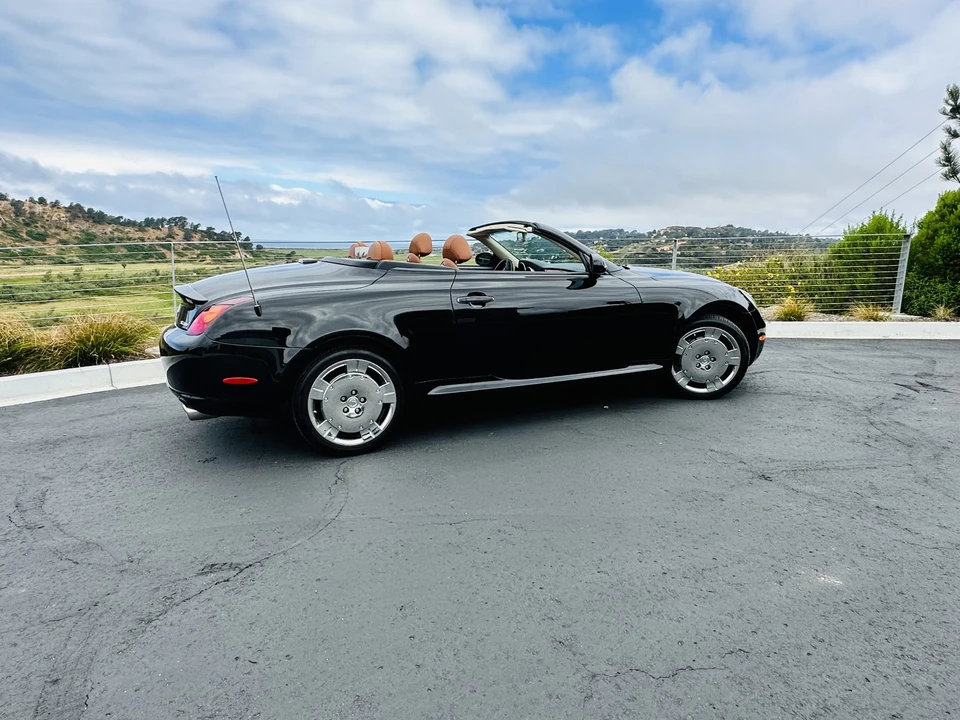 2002 Lexus SC430 - Image 13 of 31