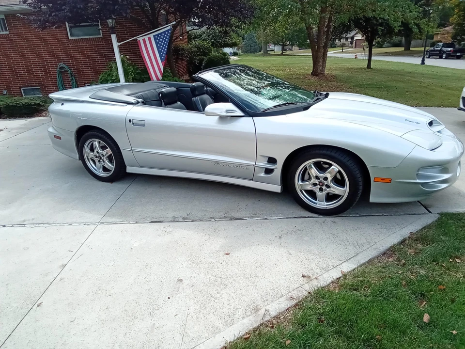 2002 Pontiac Firebird Trans Am 4th Gen - Image 10 of 31