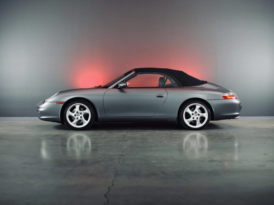 2002 Porsche 996 Carrera - Image 28 of 31