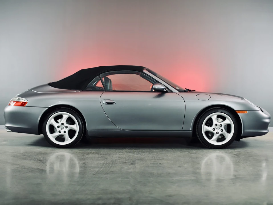 2002 Porsche 996 Carrera - Image 12 of 31
