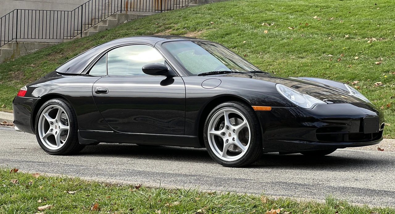 2002 Porsche 996 Carrera - Image 30 of 31