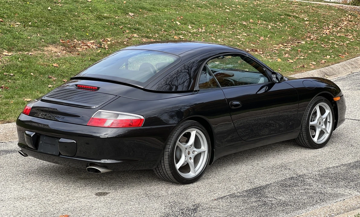 2002 Porsche 996 Carrera - Image 24 of 31