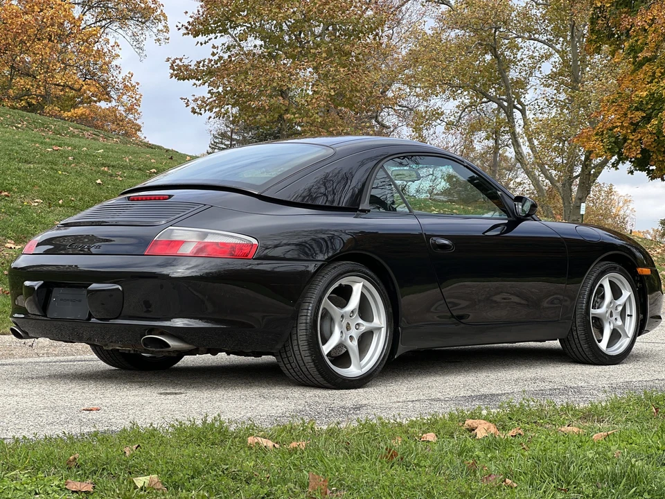2002 Porsche 996 Carrera - Image 25 of 31