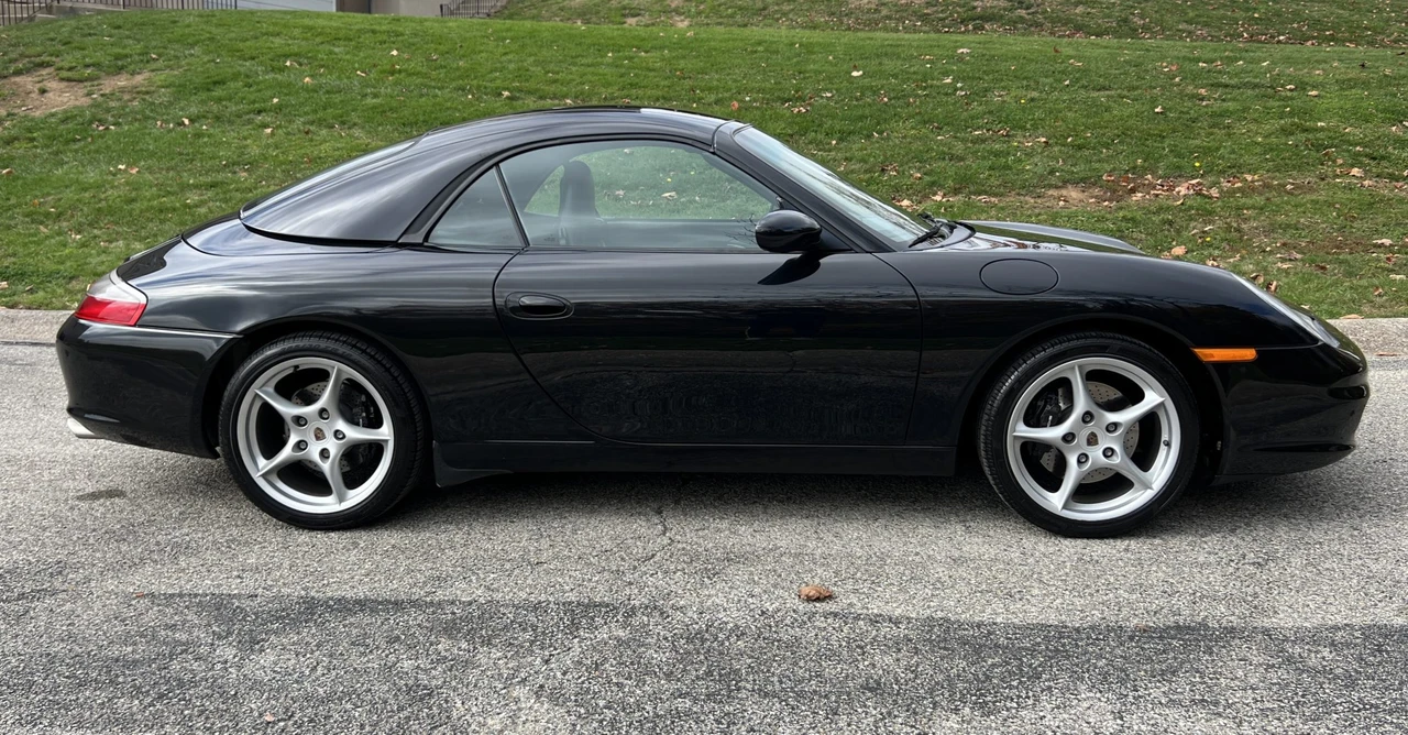 2002 Porsche 996 Carrera - Image 28 of 31