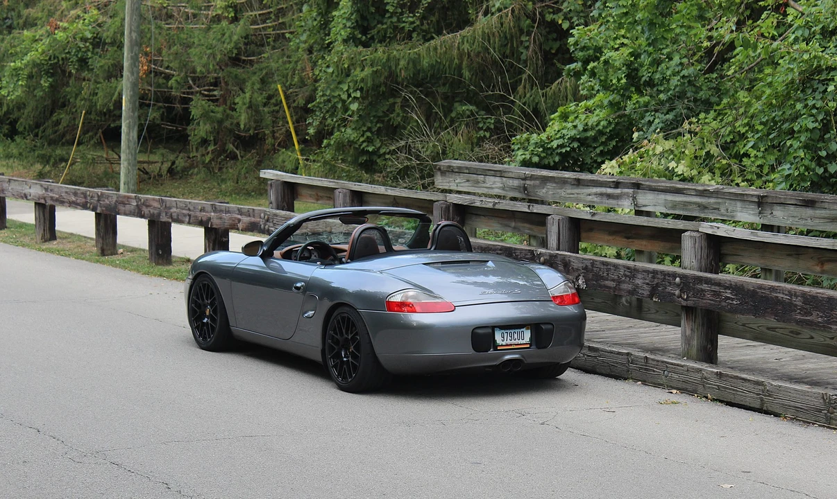 2002 Porsche 986 Boxster S - Image 16 of 31