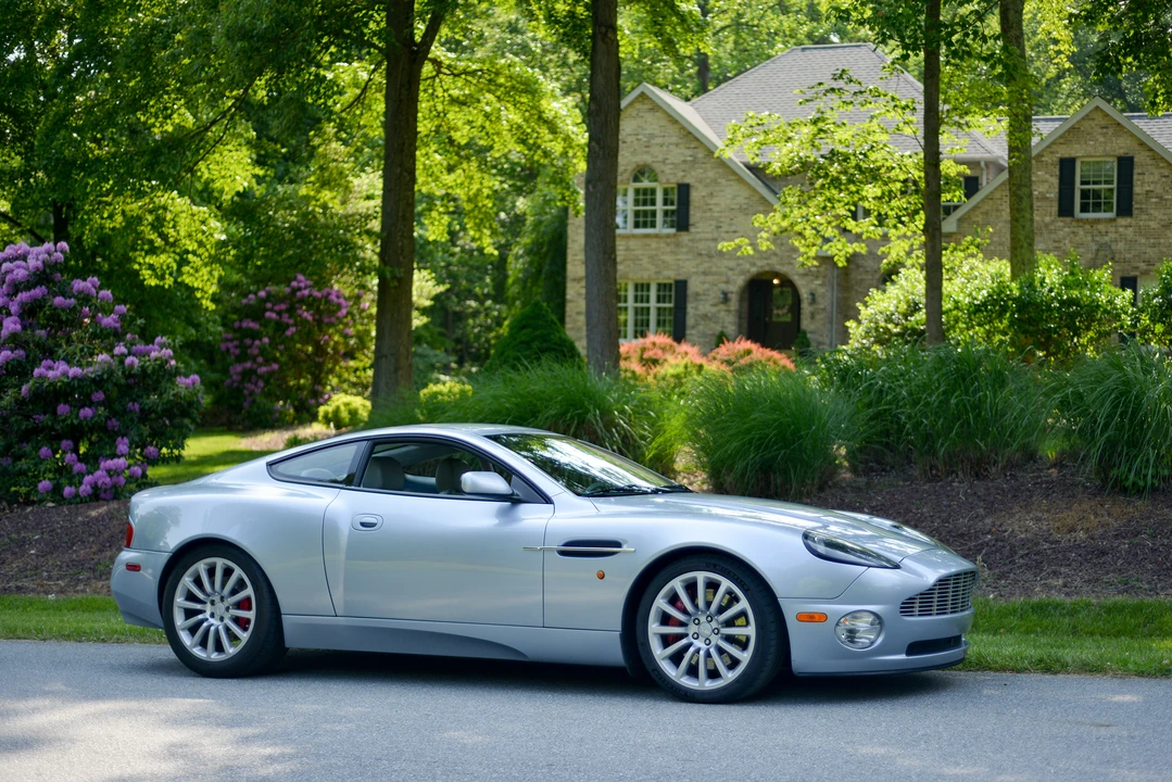 2003 Aston Martin Vanquish 1st Gen - Image 7 of 31